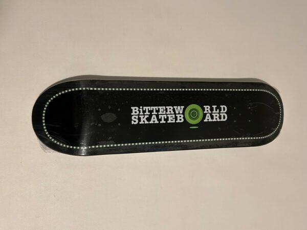 Planche Bitterworld Logo black 8.25"
