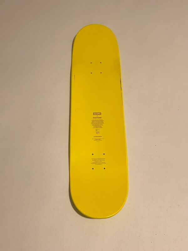 Planche Globe 8.25" PANTONE – Image 3
