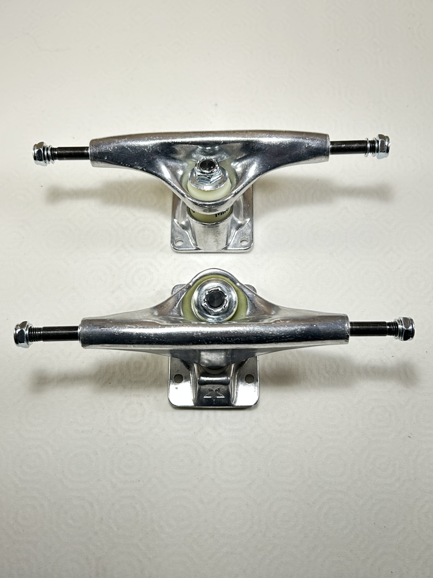 Trucks Mini Logo 139mm silver