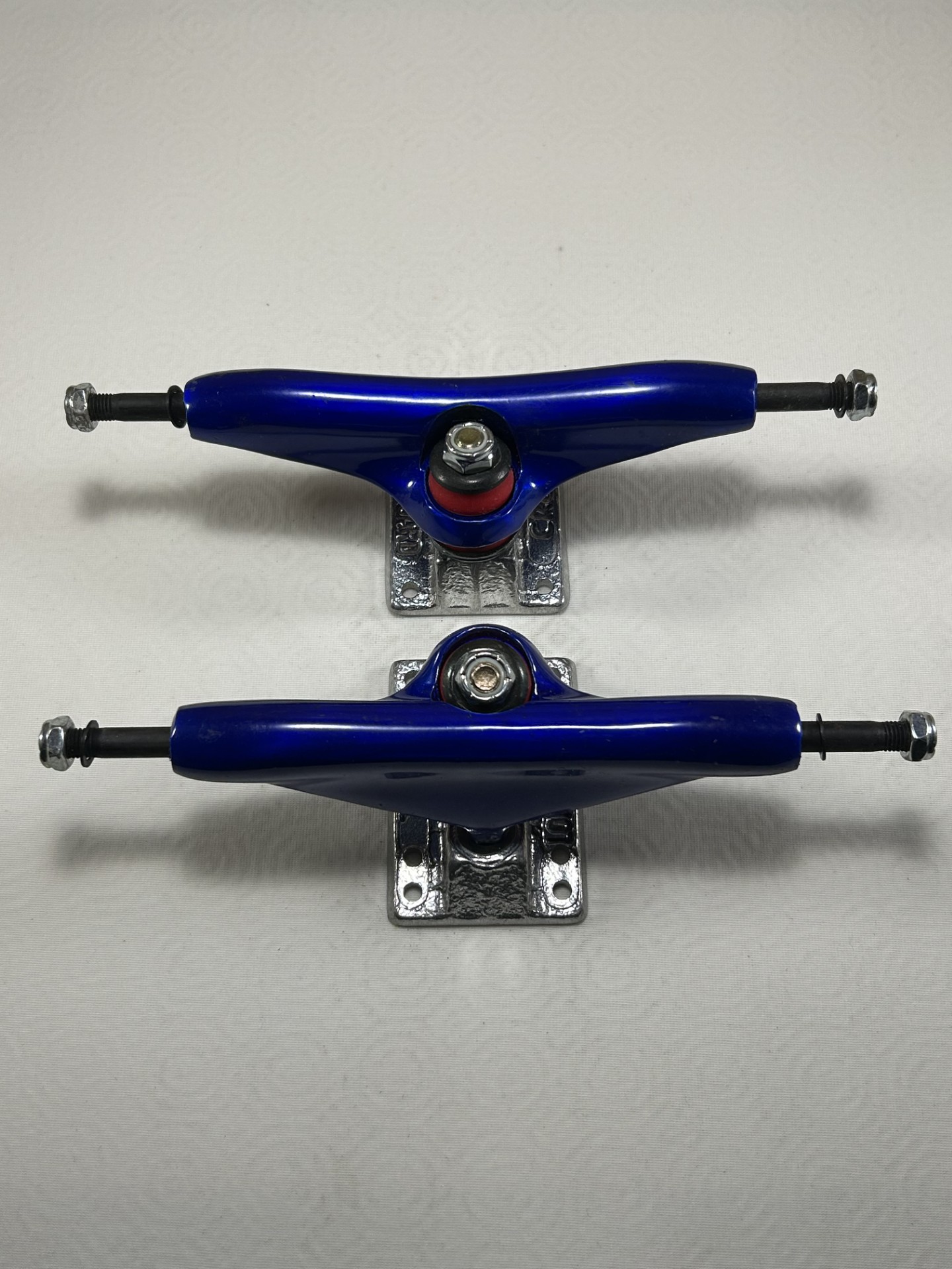 Trucks Crail Bleu 160mm Hanger