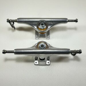 Trucks INDEPENDENT 159mm silver