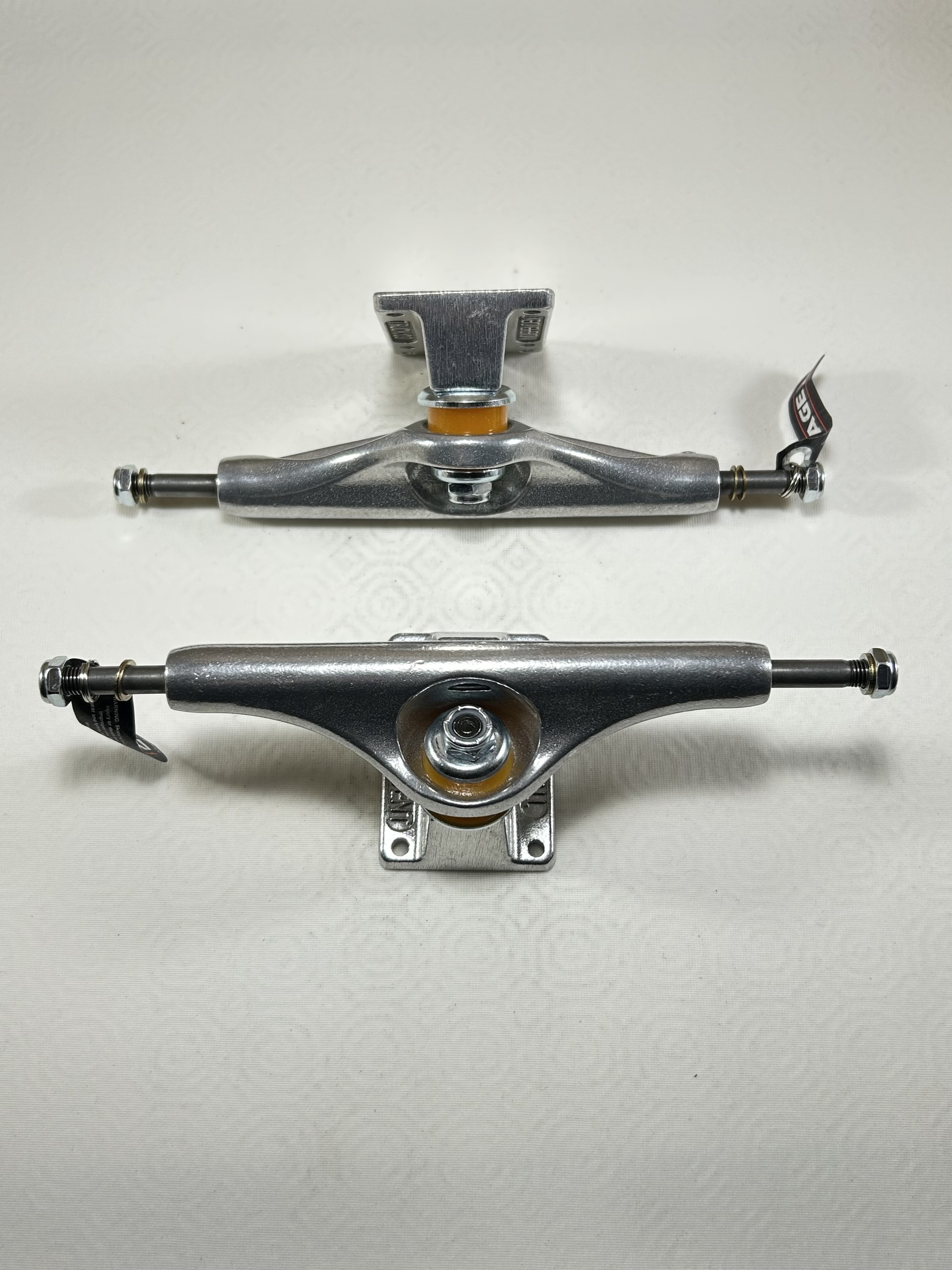 Trucks INDEPENDENT 159mm silver – Image 3