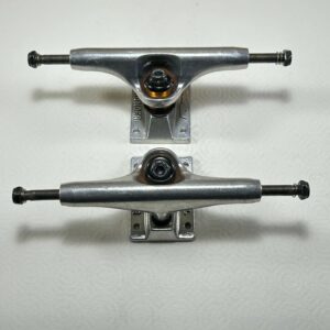 Trucks Thunder T148 Silver 145mm Hanger