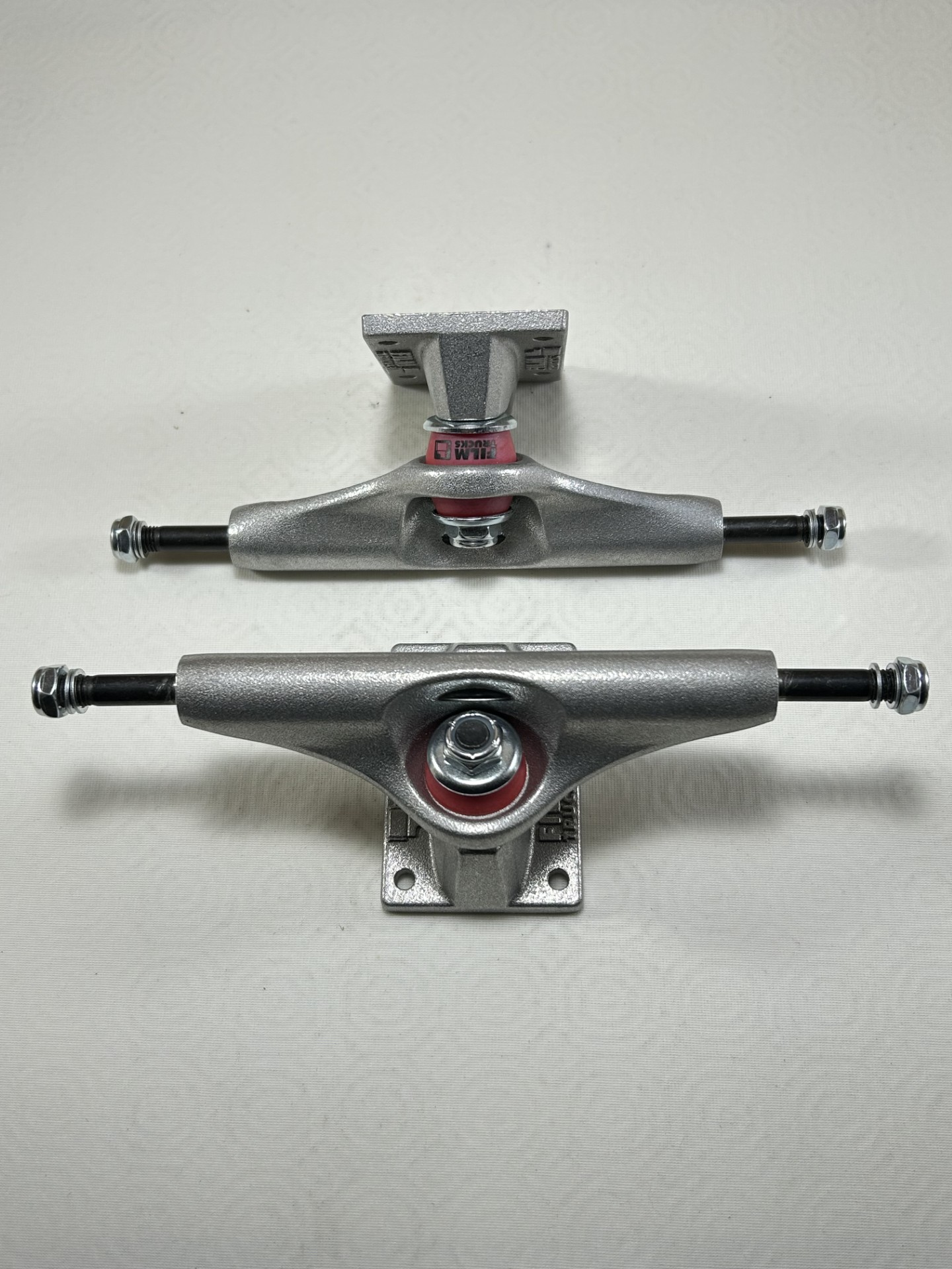 Trucks FILM Raw silver 5.5" 145mm Hanger – Image 3