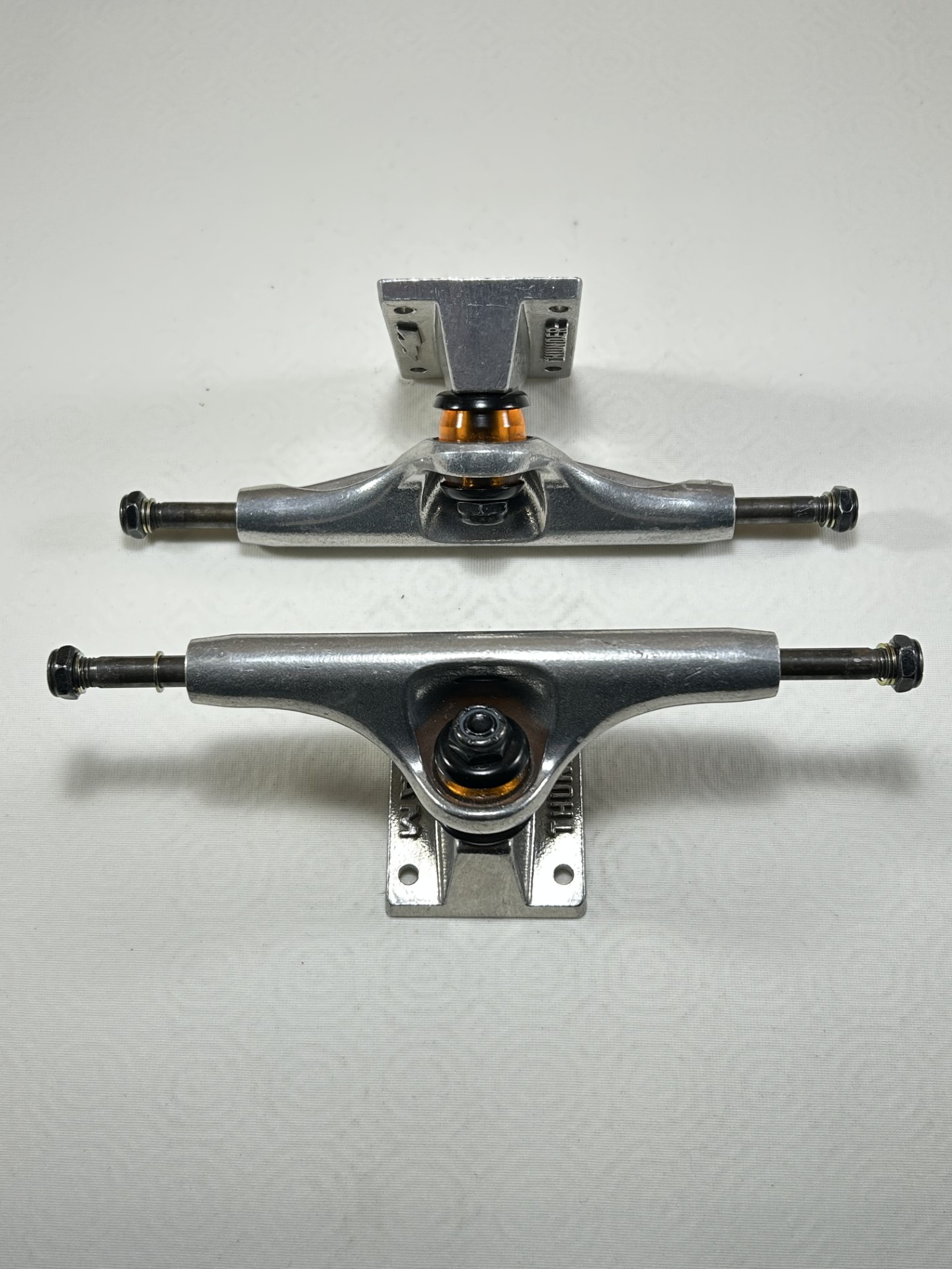 Trucks Thunder T148 Silver 145mm Hanger – Image 3