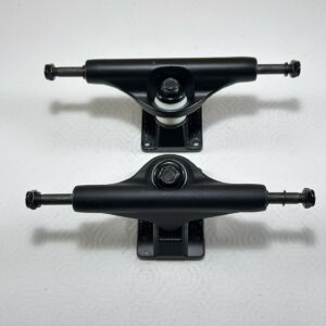 Trucks Trigger black 135mm Hanger