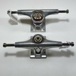 Trucks Venture 5.2 Low polished silver