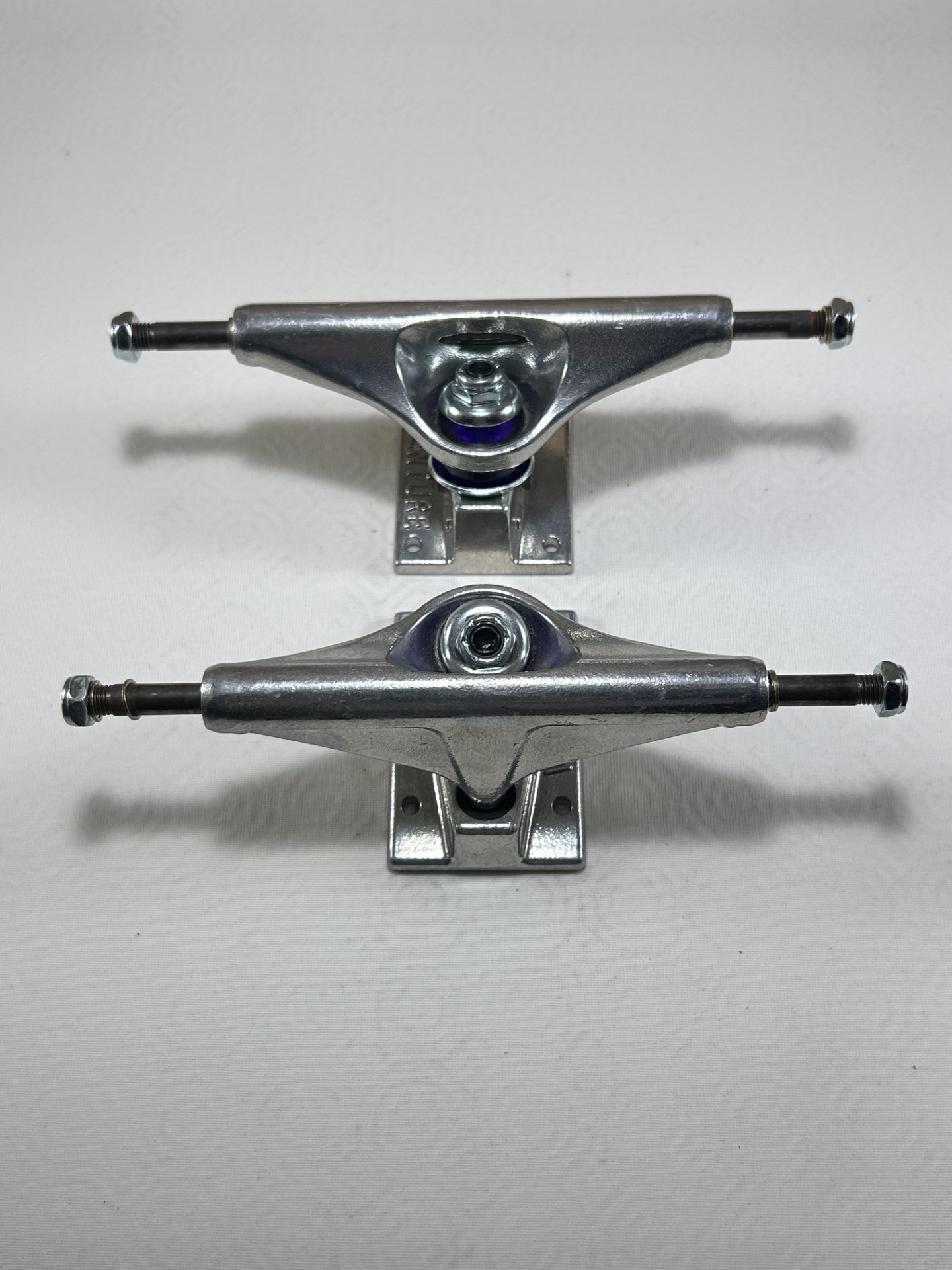 Trucks Venture 5.2H polished silver