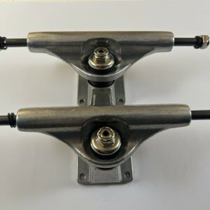Trucks 139mm silver hollow