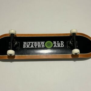 Skate complet Bitterworld skateboard 8.25" x 32.3"
